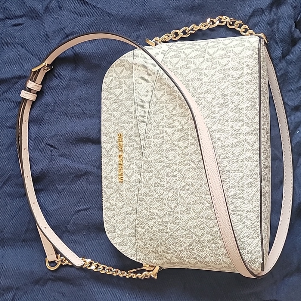 Michael Kors white powder blush logo dome crossbody